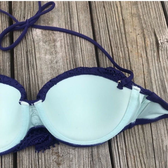 Victoria's Secret Purple Perforated Flounce Bikini Top 32C - Picture 6 of 8